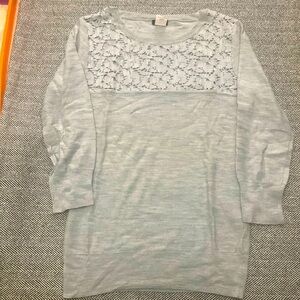 Gentle used J.Crew pointelle sweater. Size:XS Color Grey. 100% merino wool